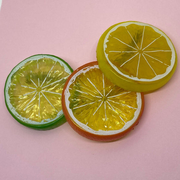 1 x Fruit slice Large acrylic Brooch with fancy roll bar back, pick lemon , orange, or lime large lightweight brooch 5 cm (1.97 inches)
